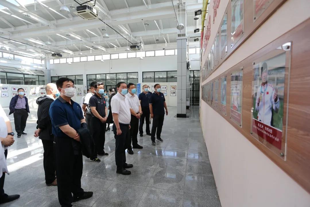 图为会议现场