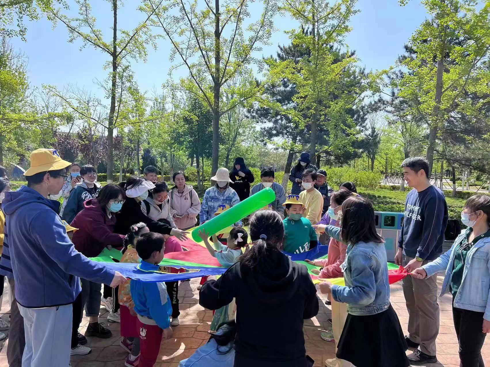 图为会议现场