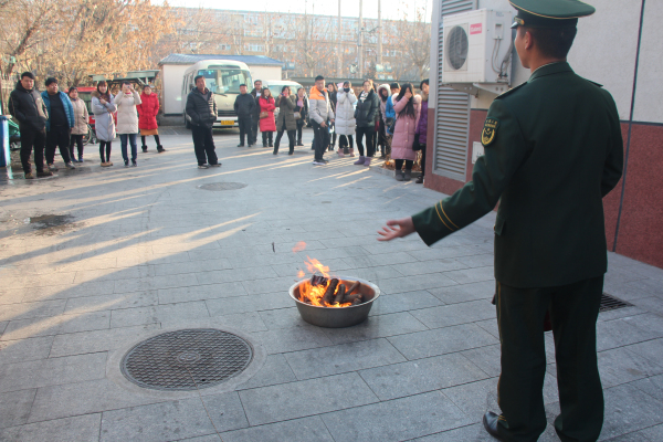 图为现场演练照片