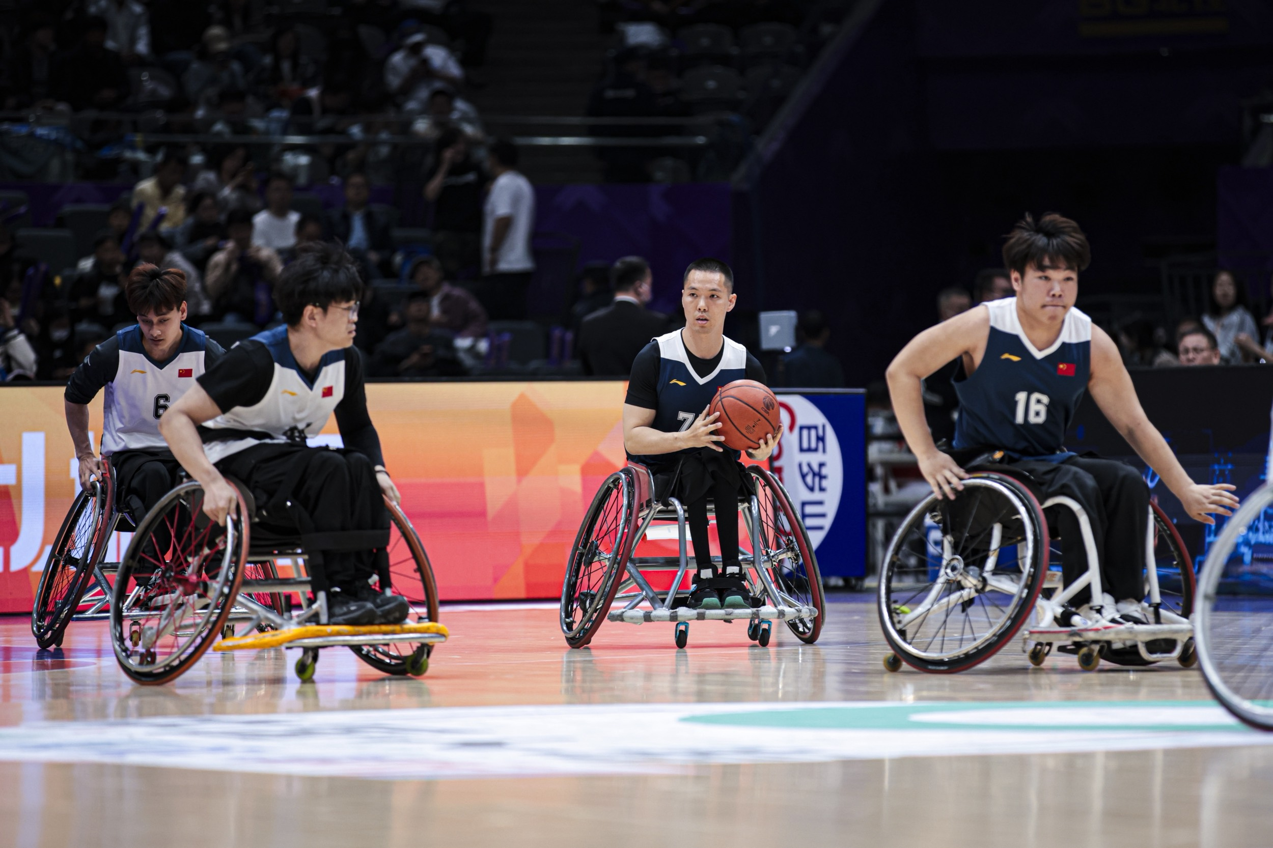 轮椅篮球比赛表演展示