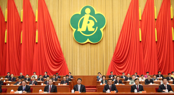 9月17日，中国残疾人联合会第六次全国代表大会在北京人民大会堂开幕。习近平、李克强、俞正声、刘云山、王岐山、张高丽等在主席台就座，祝贺大会召开。