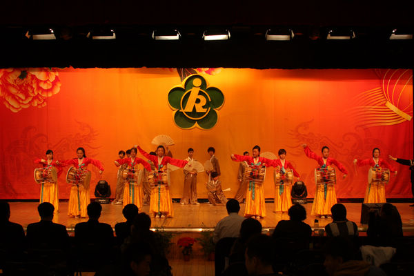 图为北京联合大学选送节目《阿里郎》